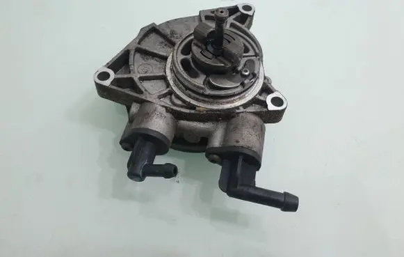 Chevrolet Captiva Vacuum pump 25183189 9140300110