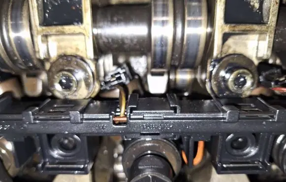 Audi A4 S4 B7 8E 8H Fuel injector