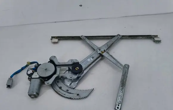 Honda HR-V Front door window regulator with motor