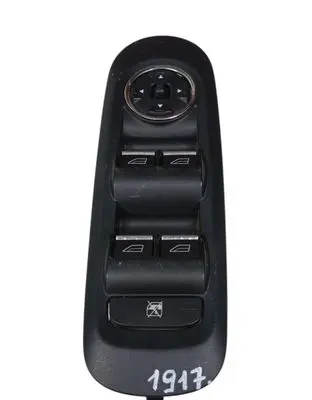 Ford Mondeo MK II Electric window control switch 7S7T-14A132-AB