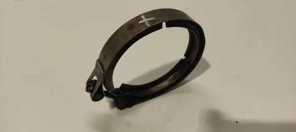 Volkswagen Phaeton Muffler pipe connector clamp 3D0253725
