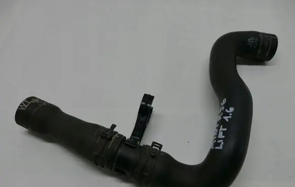Mini One - Cooper Coupe R56 Engine coolant pipe/hose 2754221