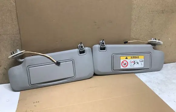 Sun visor