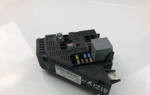 Volvo V70 Fuse box set 31453780
