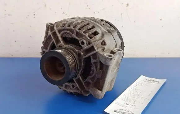 Renault Laguna I Generator/alternator 7700421477