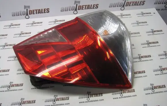 Honda FR-V Rear/tail lights