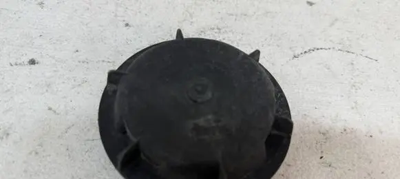 Headlight/headlamp dust cover