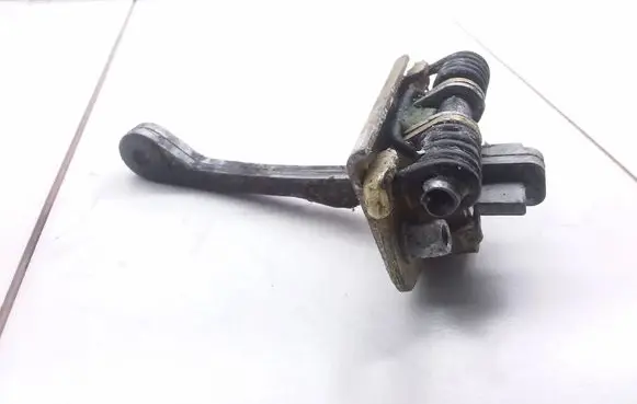 Volkswagen New Beetle Front door check strap stopper 1C0837249A