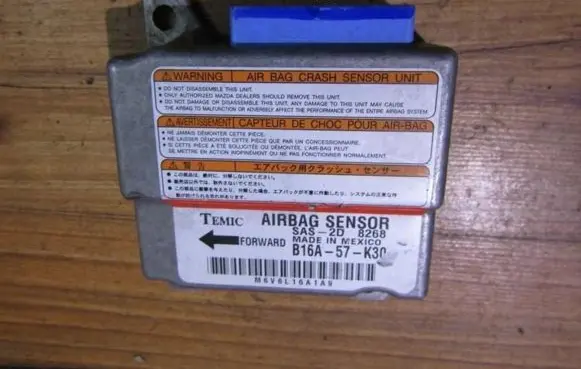 Mazda 323 Airbag control unit/module B16A57K30 b16a-57-k30