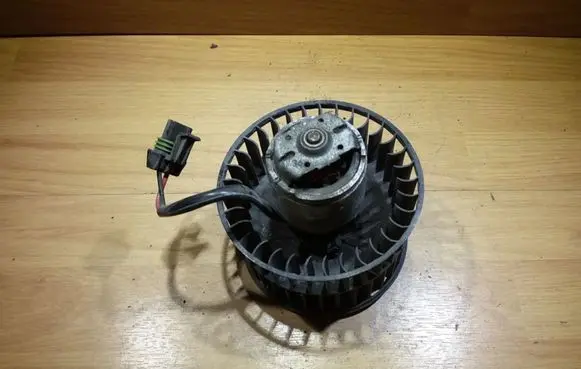 Renault Espace III Heater fan/blower 0130063507