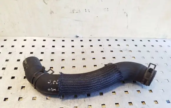 Toyota Avensis T250 Engine coolant pipe/hose