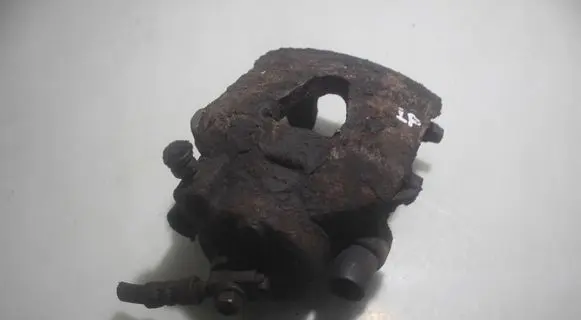 Skoda Fabia Mk2 (5J) Front brake caliper