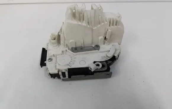 Chrysler Town & Country V Front door lock P04589694AD