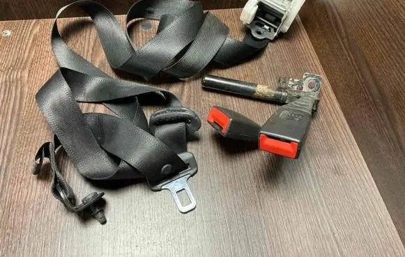 Opel Vectra C Rear seatbelt 24469075N 13120718F 13167345F