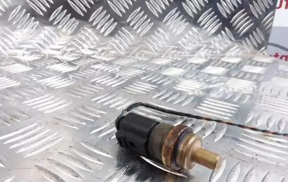 Coolant temperature sensor