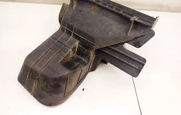 Toyota Avensis T250 Air intake duct part 