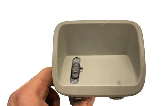 Headlight level height control switch