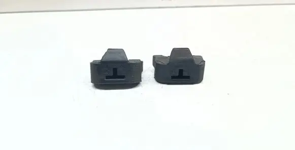 BMW 1 E81 E87 Radiator mount bracket 7805310 17117805310