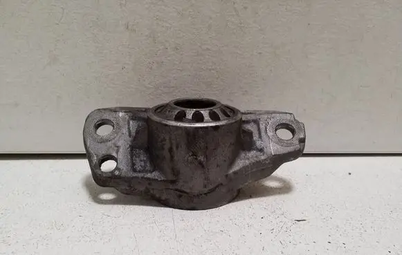 Audi Q3 8U Front shock absorber mounting bracket 3C0513353C
