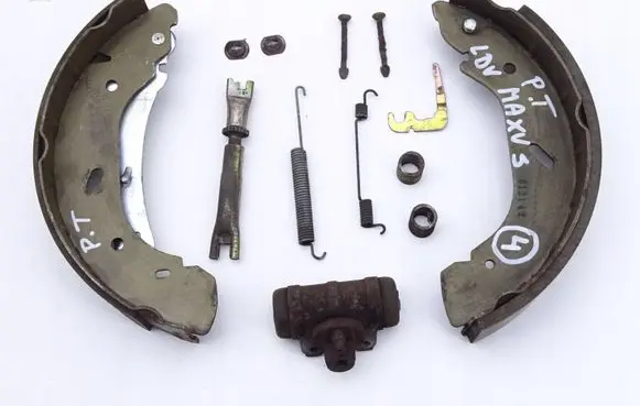 LDV Maxus Handbrake/parking brake pads 