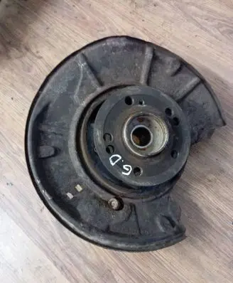 Mercedes-Benz S W220 Rear wheel hub