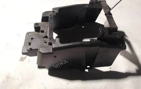 Mitsubishi Outlander Other interior part 8011a167