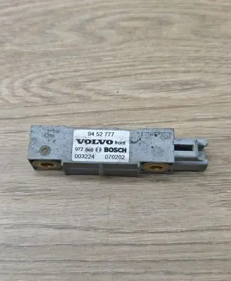 Volvo S80 Airbag deployment crash/impact sensor 9452777 070202 003224
