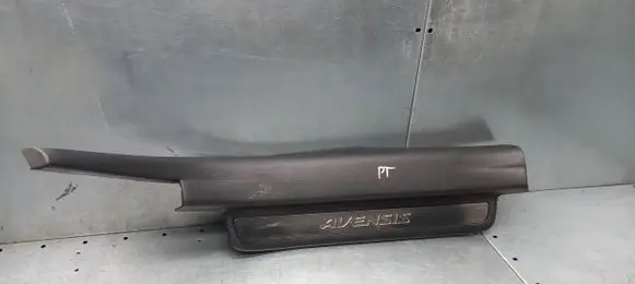 Toyota Avensis Verso Front sill (body part) 67917-05040