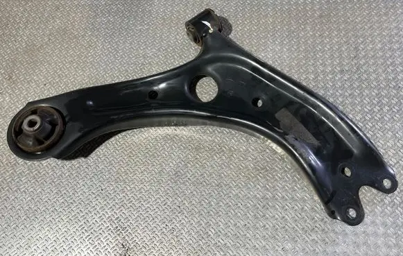 KIA Sportage Front lower control arm/wishbone 54501D7000 E45012003