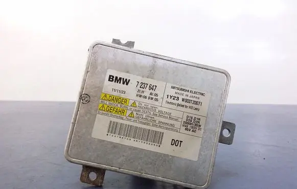 BMW 7 F01 F02 F03 F04 Voltage converter/converter module 7237647
