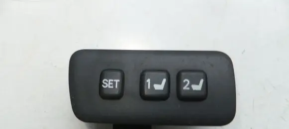 Toyota Land Cruiser (J100) Seat memory switch TOYOTA156429