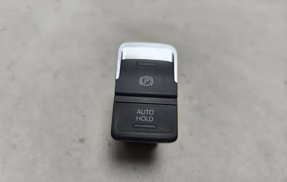 Volkswagen PASSAT B8 Hand parking brake switch 