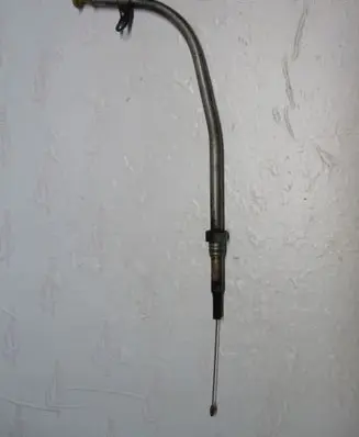 Renault Twingo III Oil level dip stick H4DA400