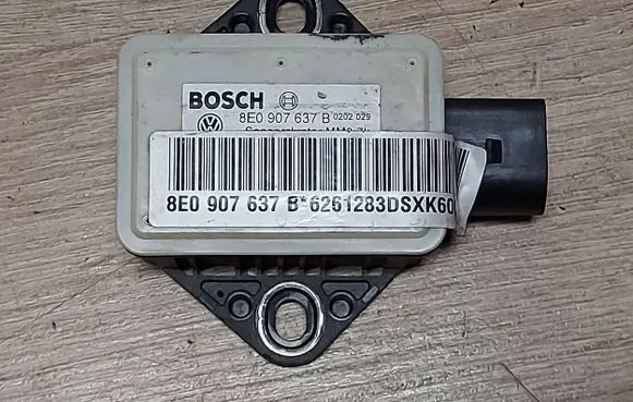 Audi A6 S6 C6 4F ESP acceleration yaw rate sensor 8E0907637B