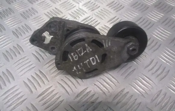 Seat Ibiza III (6L) Alternator belt tensioner pulley 