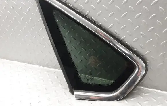 Volkswagen PASSAT B8 USA Rear side window 561845297G