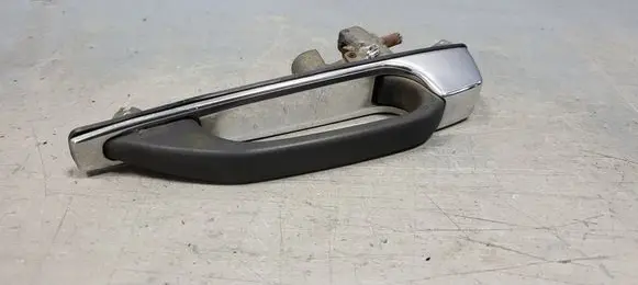 Mercedes-Benz 200 300 W123 Rear door exterior handle
