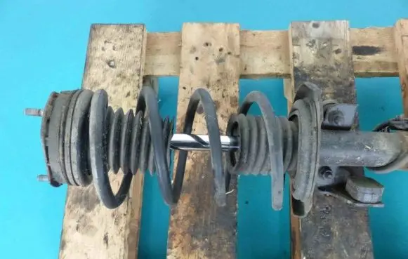 Mazda 2 Front coil spring IMPRK852742