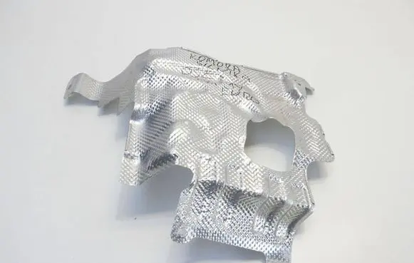 Hyundai Bayon Heat shield in engine bay OSŁONA KLIMATYZACJI