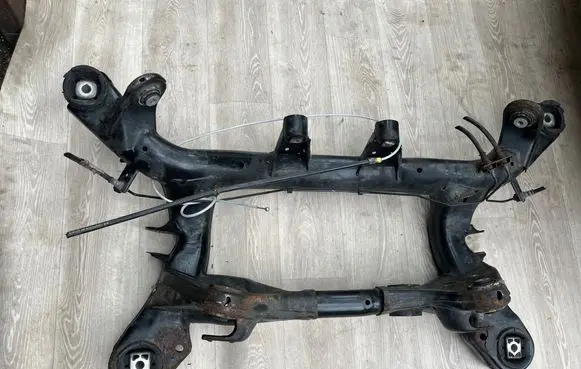 BMW X1 E84 Rear subframe 33316782158 6782158
