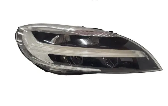 Volvo V40 Headlight/headlamp 31677020 107200143026