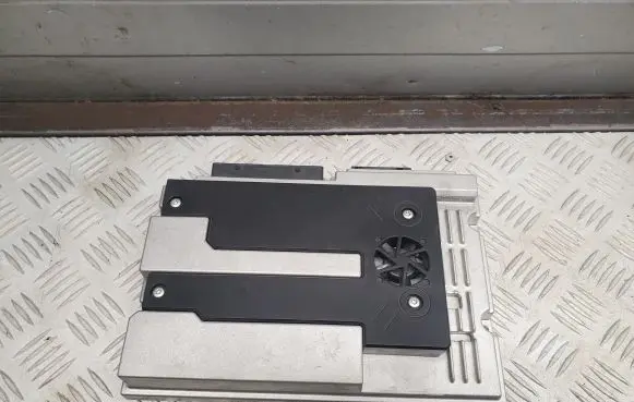 Audi A6 S6 C7 4G Sound amplifier 4G1035465