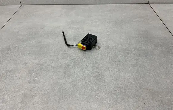 Audi Q5 SQ5 8R Battery relay fuse 4F0915519