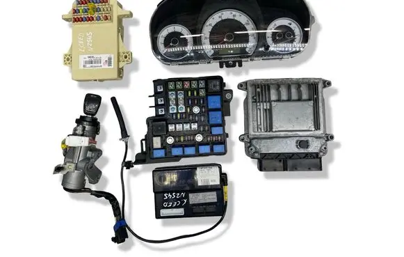 KIA Ceed Engine ECU kit and lock set 0261201202 391102B520 GED744CFS75000