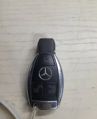 Mercedes-Benz C W204 Ignition key/card