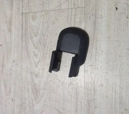 Jeep Grand Cherokee Front driver seat rail trim DOCWXX58143