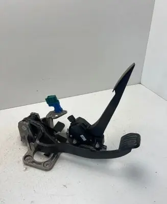 Land Rover Discovery Sport Pedal assembly 282213B