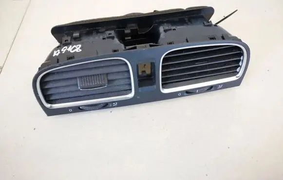 Volkswagen Golf VI Dash center air vent grill 5k0815735 5k0819728