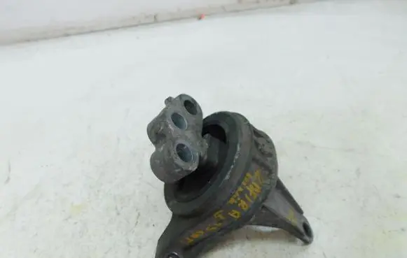 Opel Zafira B Engine mount vacuum valve 189997