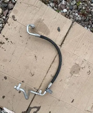 Renault Captur Air conditioning (A/C) pipe/hose 924901662